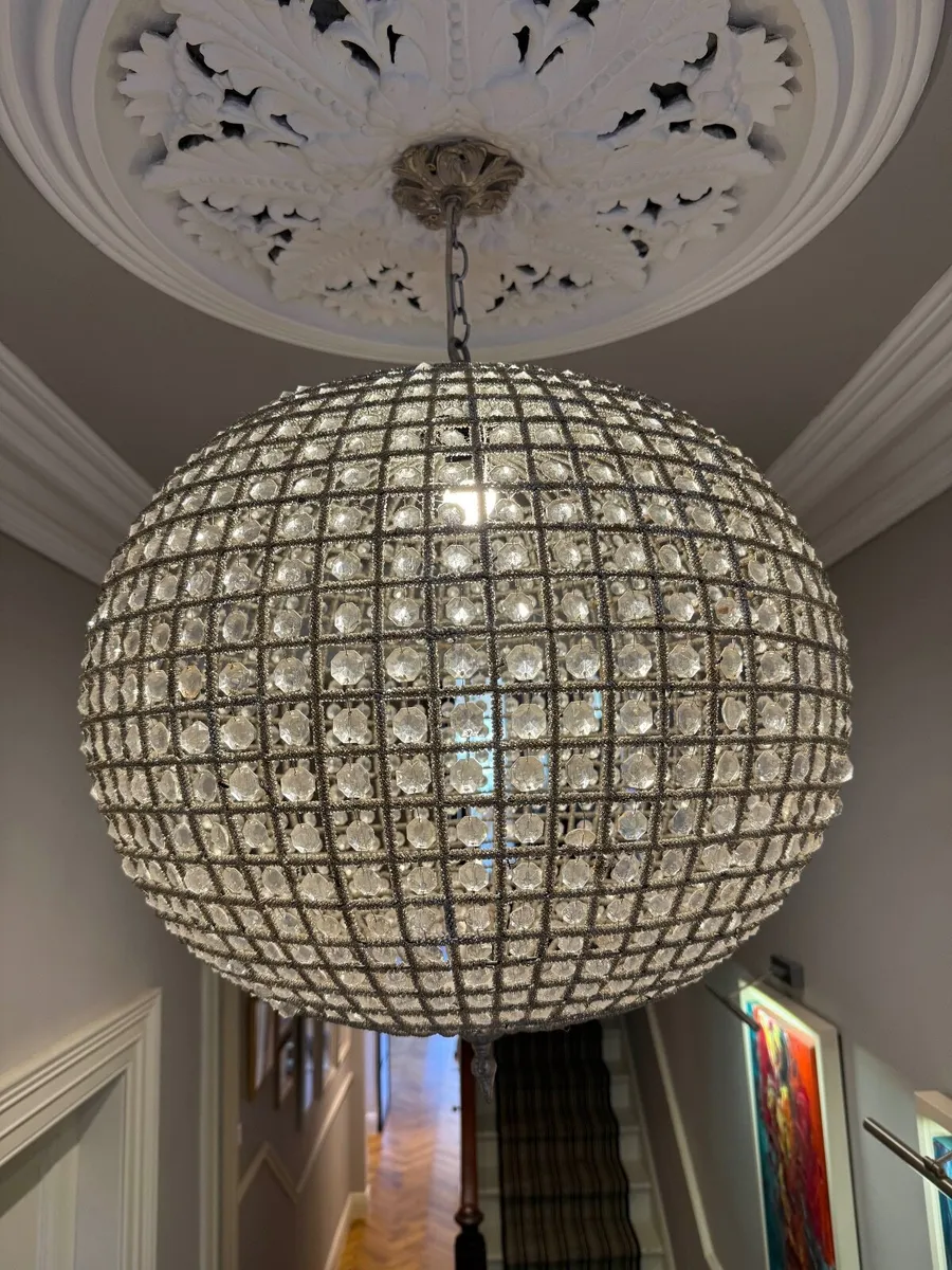 Elegant glass pendant light - Image 2