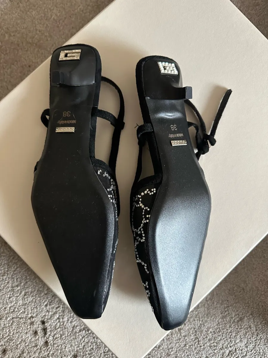 Gucci kitten heels - Image 2