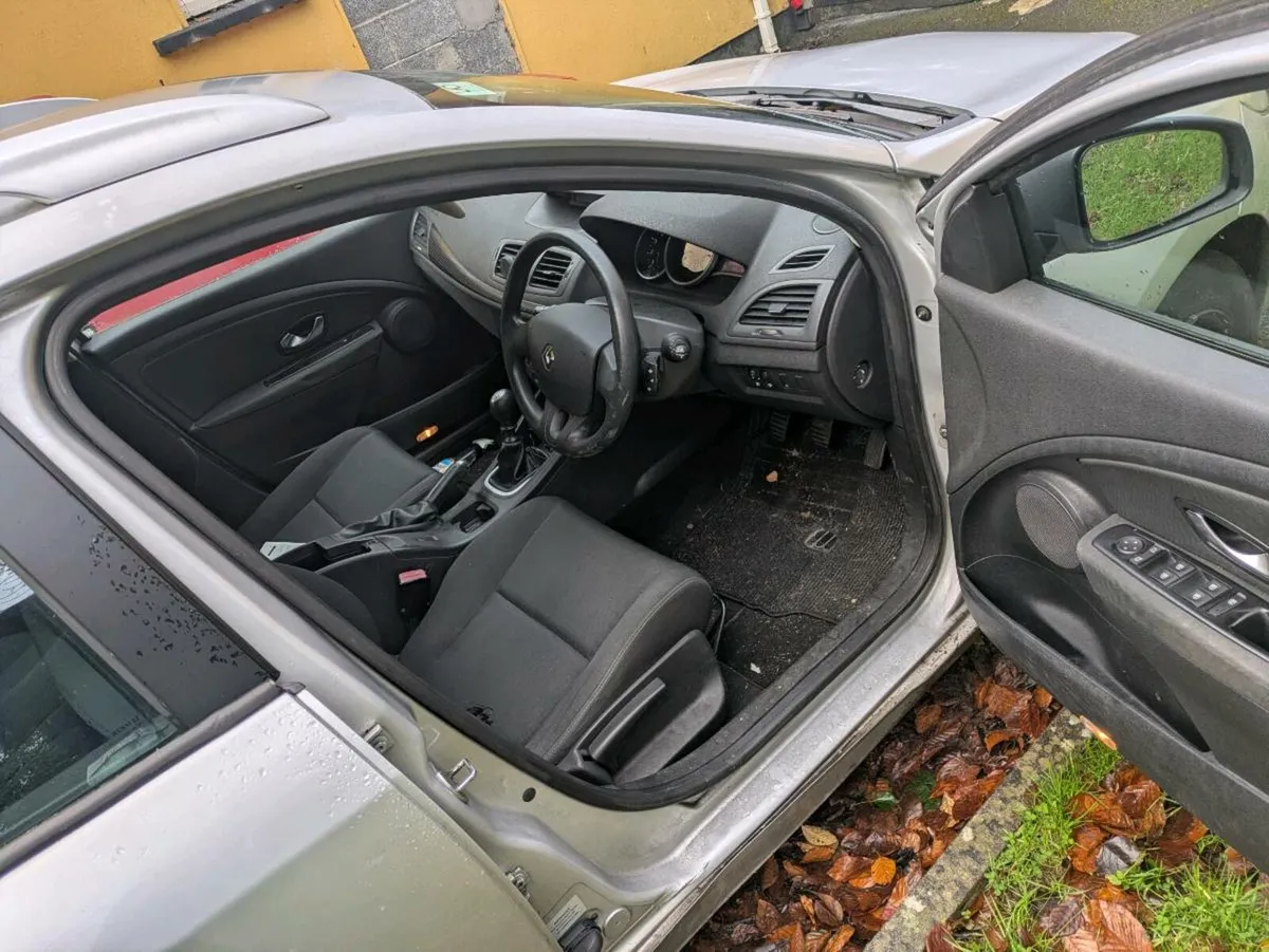 Renault Megane w/NCT+Tax - Image 3