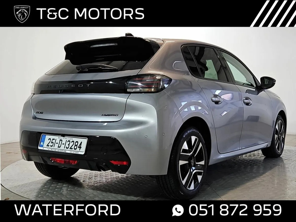 Peugeot 208 Allure Hybrid, Front & Rear Parking Se - Image 4