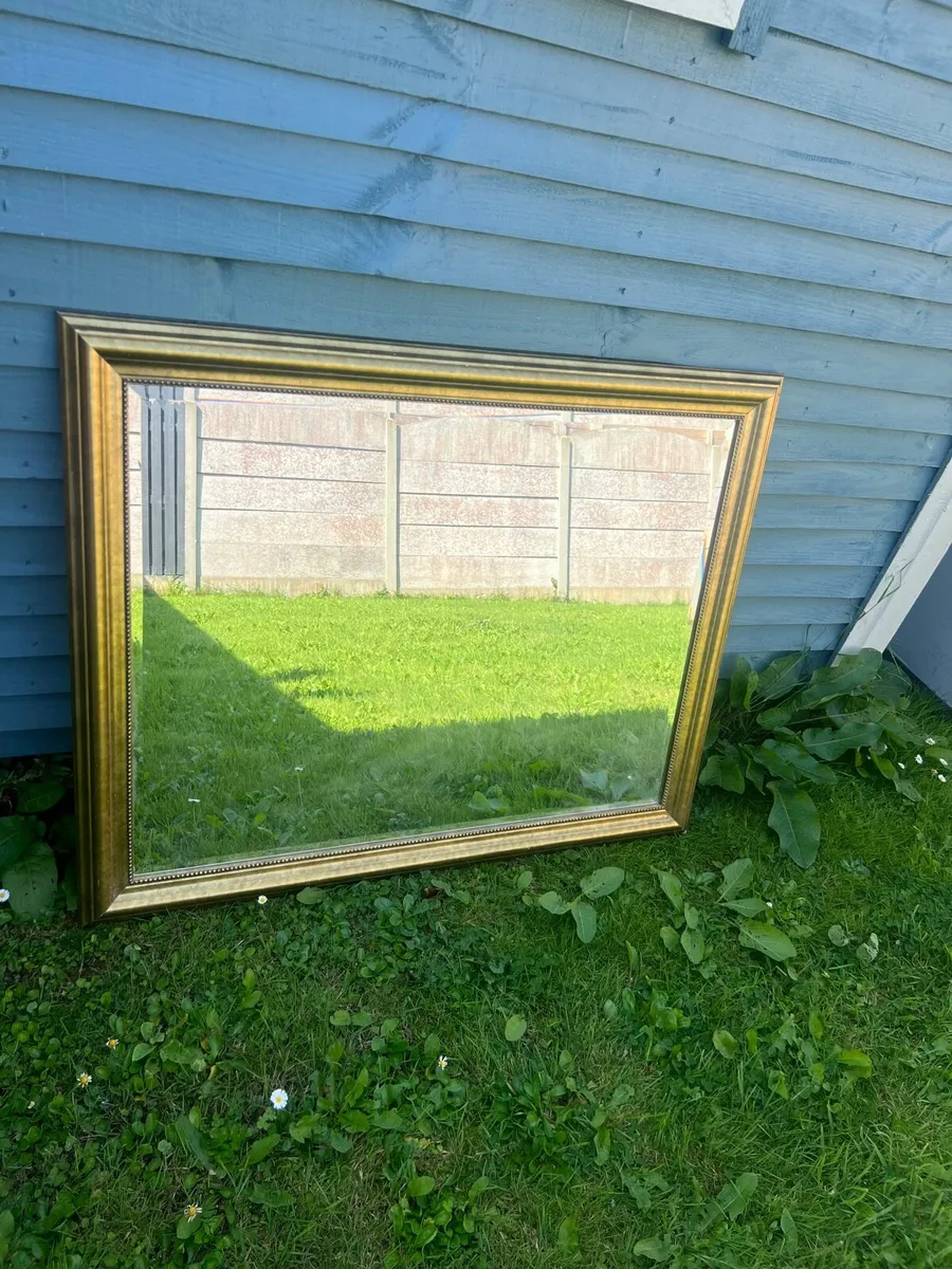 Gold frame mirror - Image 2