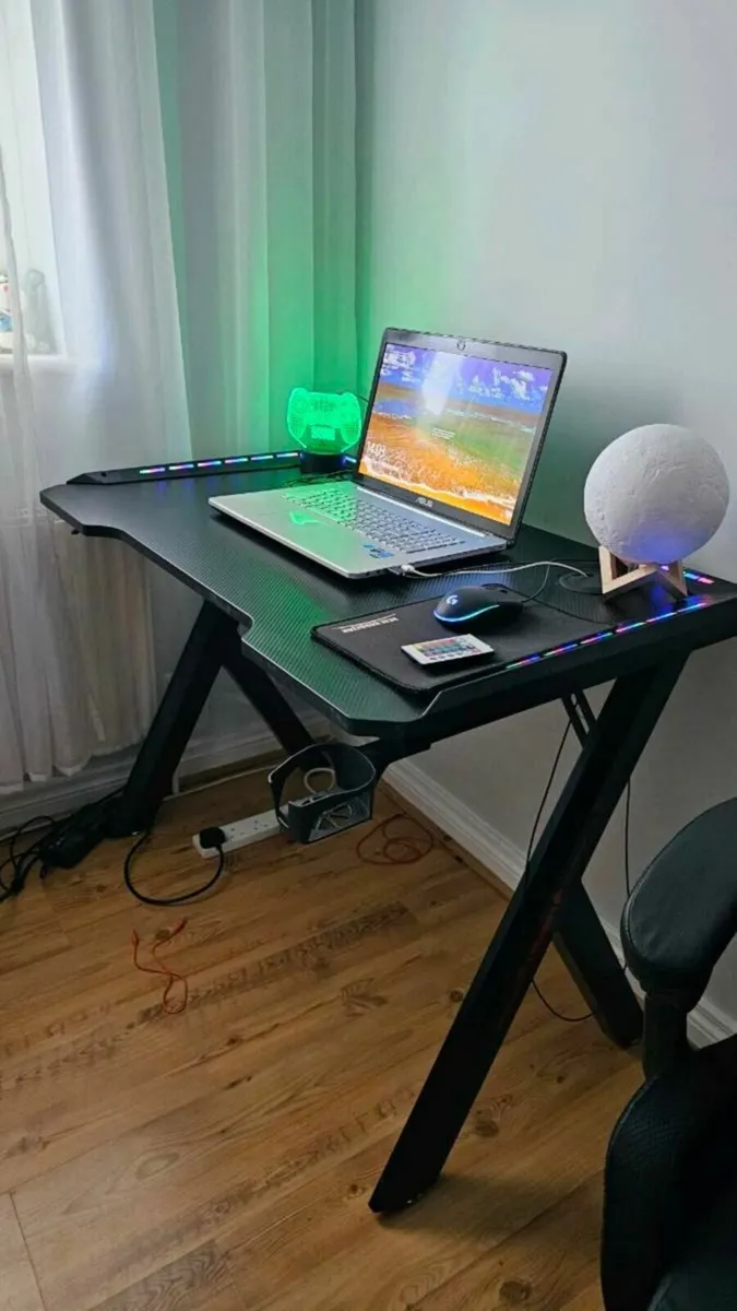 Gaming desk - Image 4