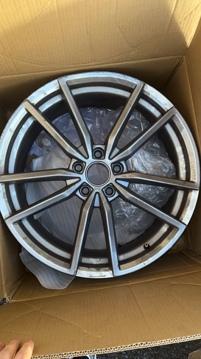 19 inch Pretoria - Image 2