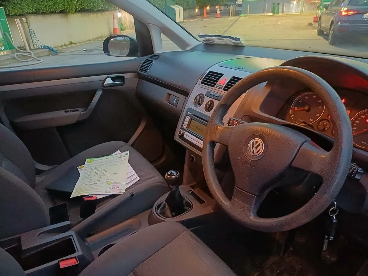 2008 vw touran 1.6 petrol 7 seater - Image 2