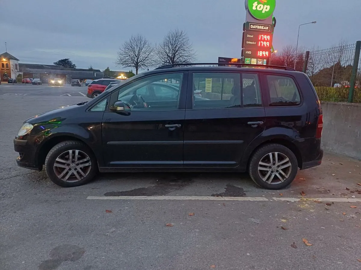 2008 vw touran 1.6 petrol 7 seater - Image 3