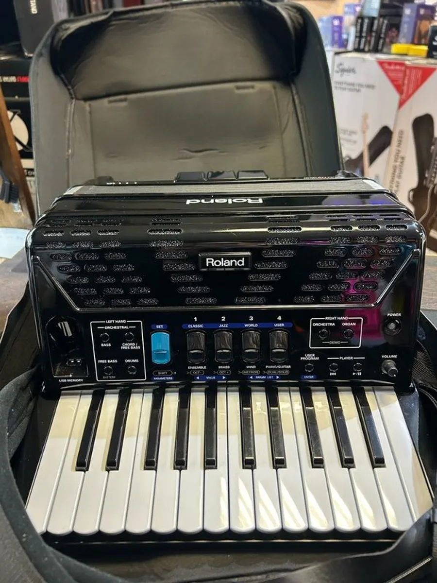 Roland FR-1X Digital Accordian. - Image 1