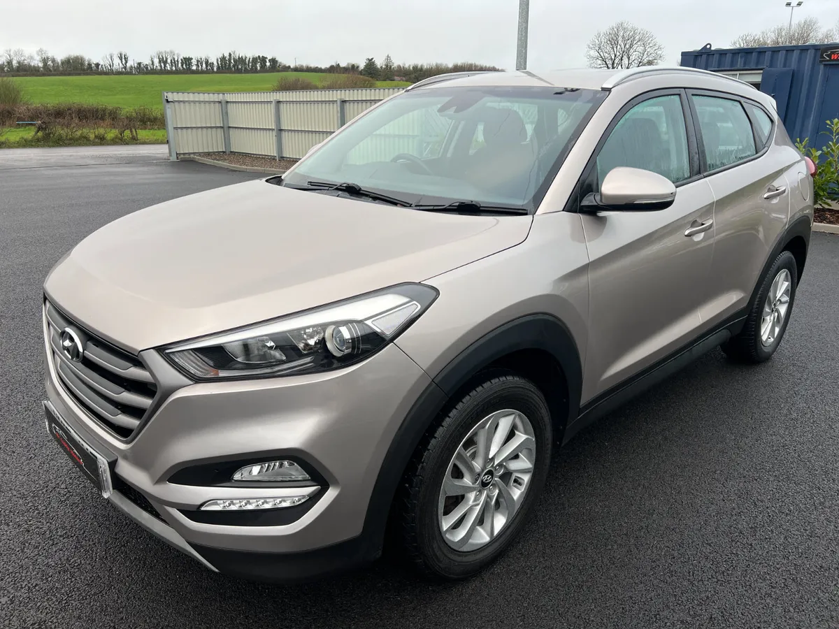 2017 Hyundai Tucson SE Nav BlueDrive 1.7 CRDI - Image 4