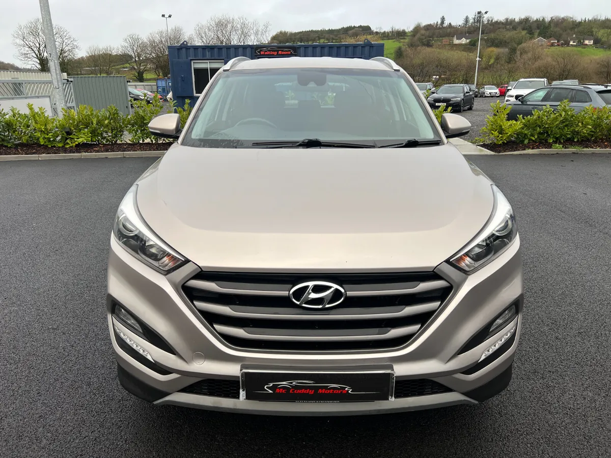2017 Hyundai Tucson SE Nav BlueDrive 1.7 CRDI - Image 3
