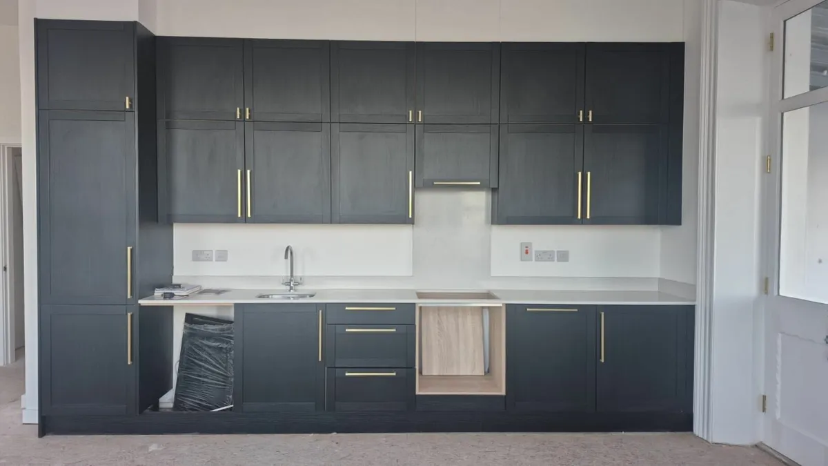 Kitchen - Matt Black wood veneer - Image 1