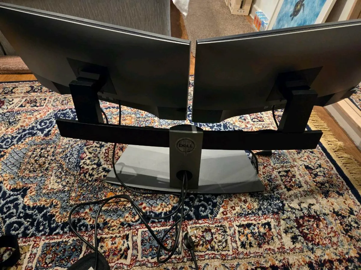 DUAL DELL U2520D 25" 2019 - Image 4