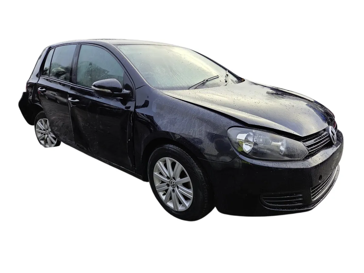 2013 VOLKSWAGEN GOLF For Breaking/Dismantling - Image 1