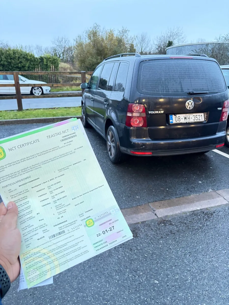 Vw touran 1.9tdi 6speed manual nctd & tax - Image 2