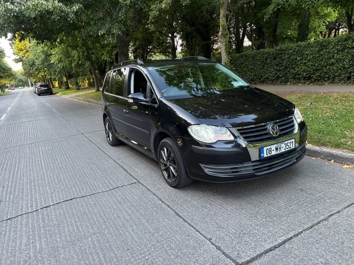 Vw touran 1.9tdi 6speed manual nctd & tax - Image 4