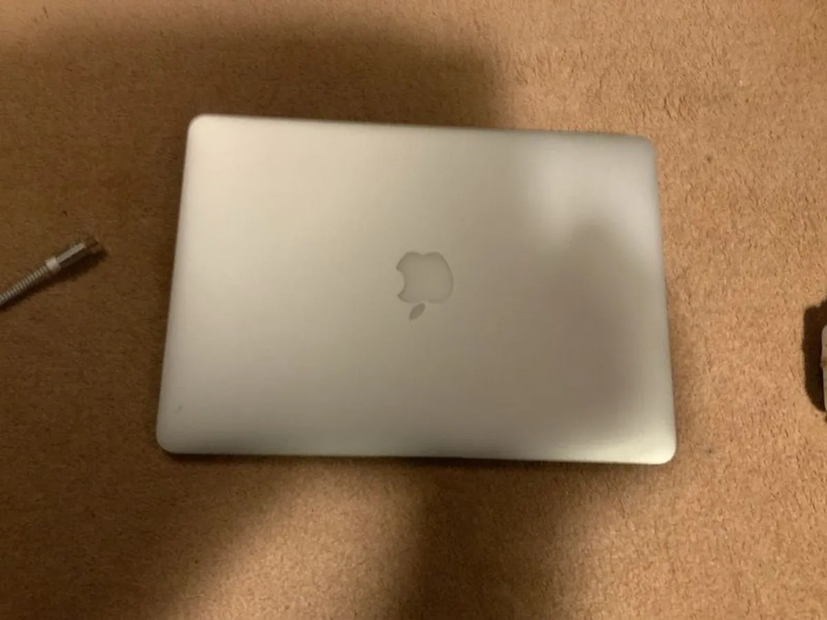 MacBook Air 13" + charging cable,mouse +HTMI connecting cable - Image 3