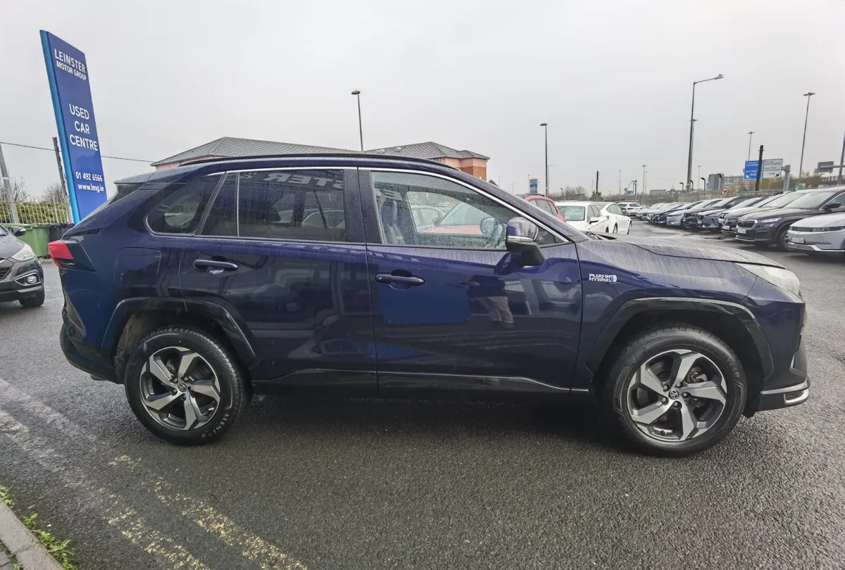 TOYOTA RAV4 2.5 AWD-I DESIGN AUTOMATIC PHEV - Image 4