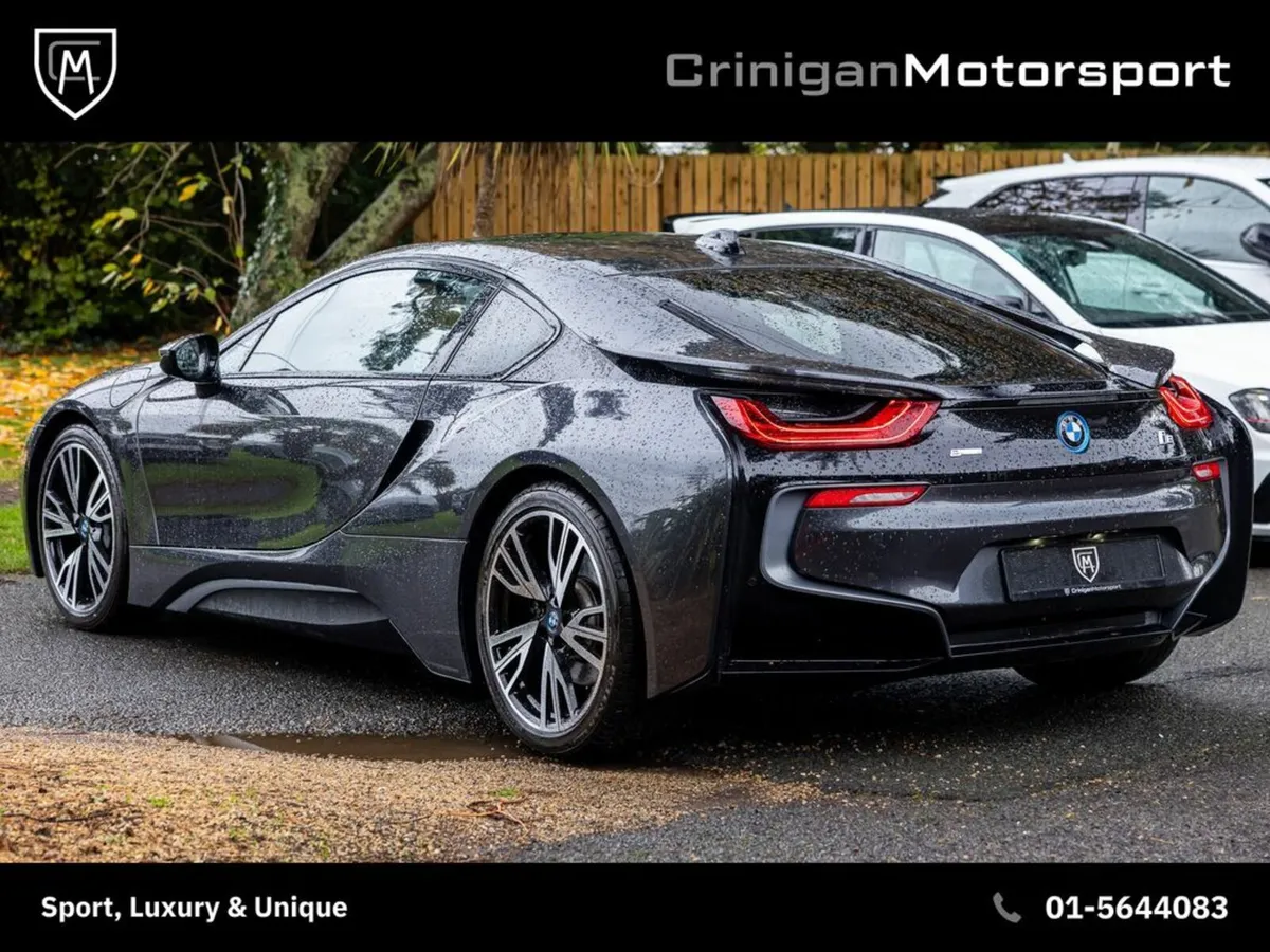 BMW i8 Coupe 370hp - Image 2