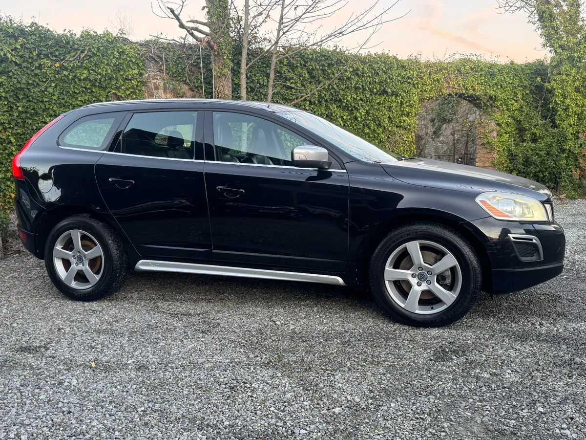 Volvo XC60 2012 - Image 4