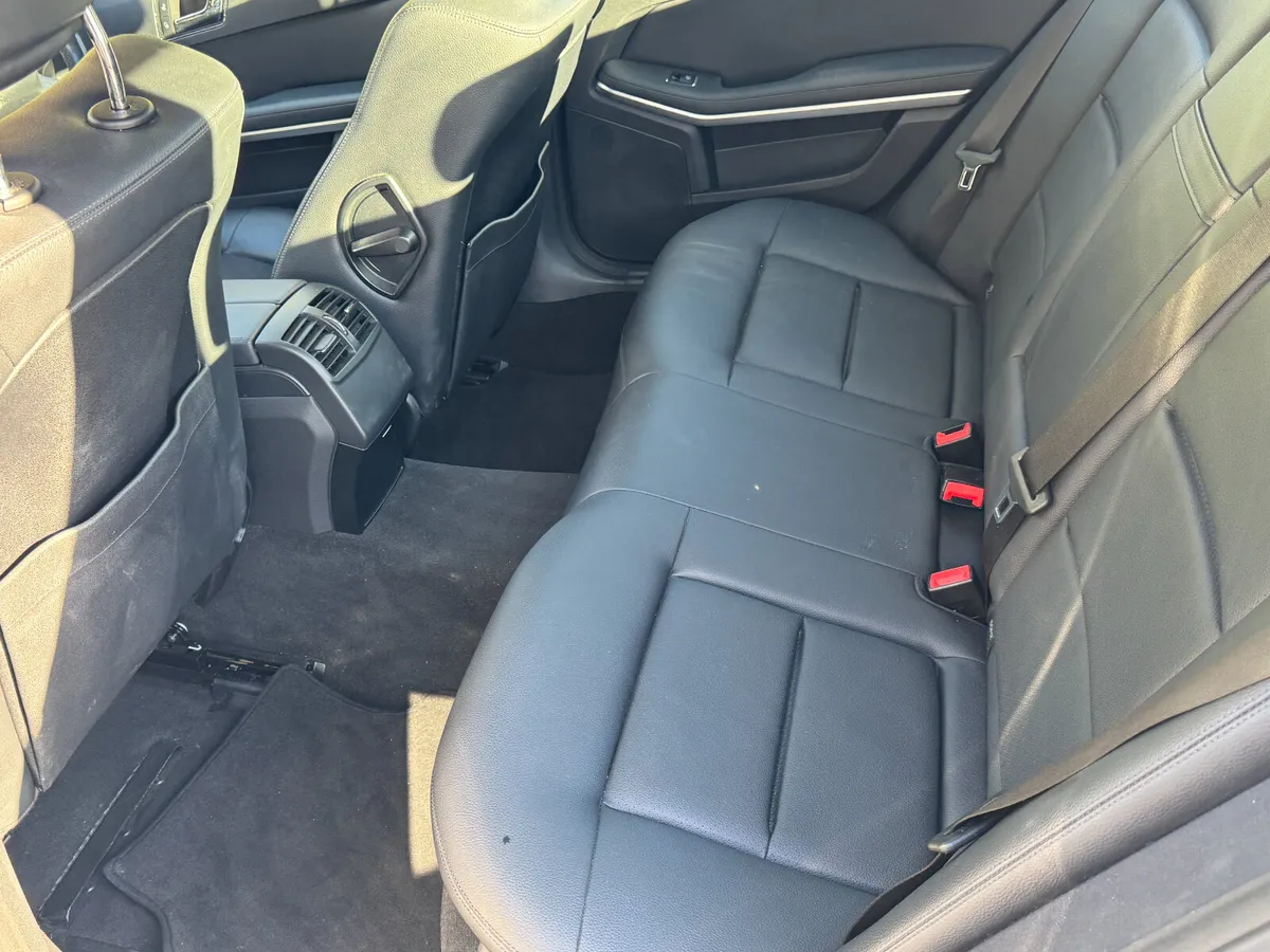 2011 Mercedes-Benz E220 Low Mileage - Image 4
