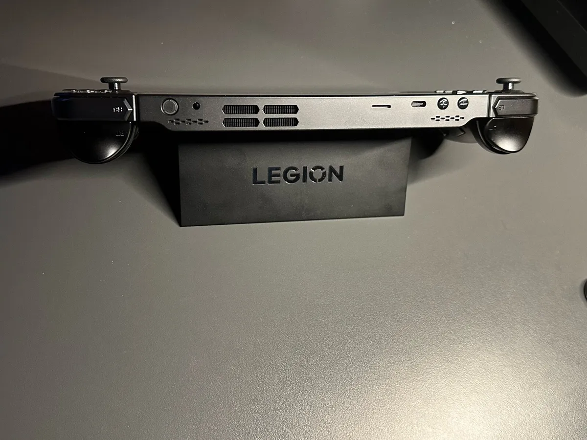 lenovo legion go - Image 4