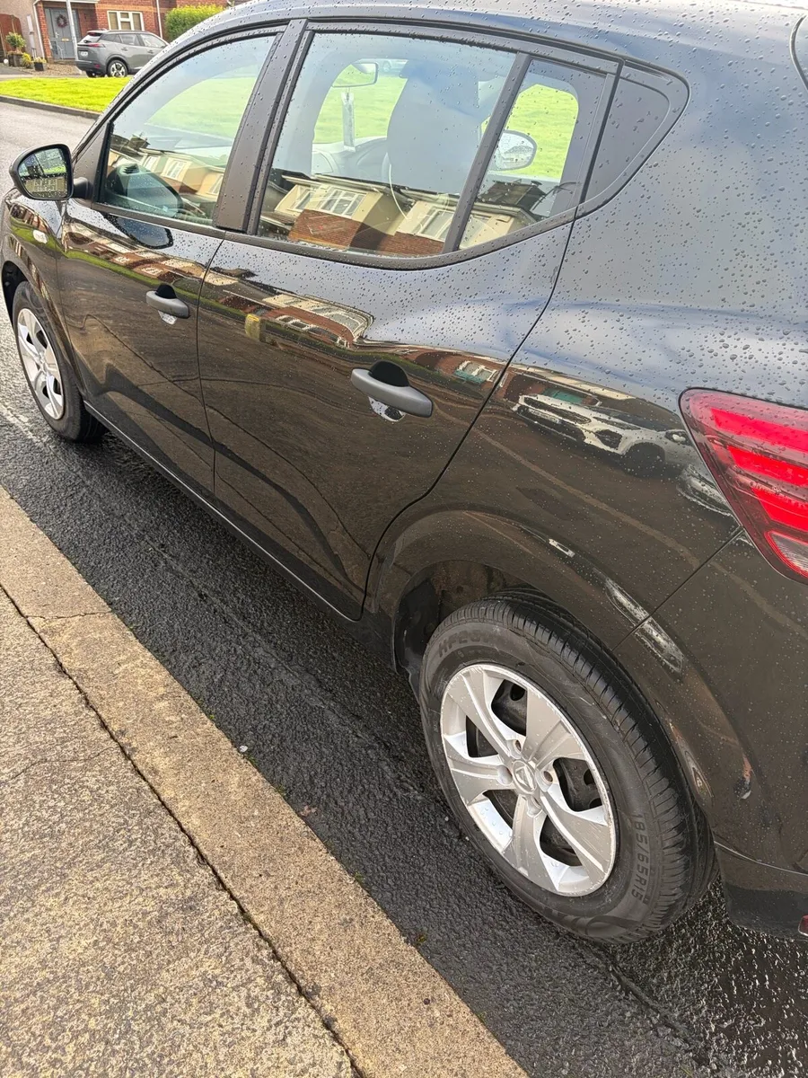 Dacia Sandero - Image 3