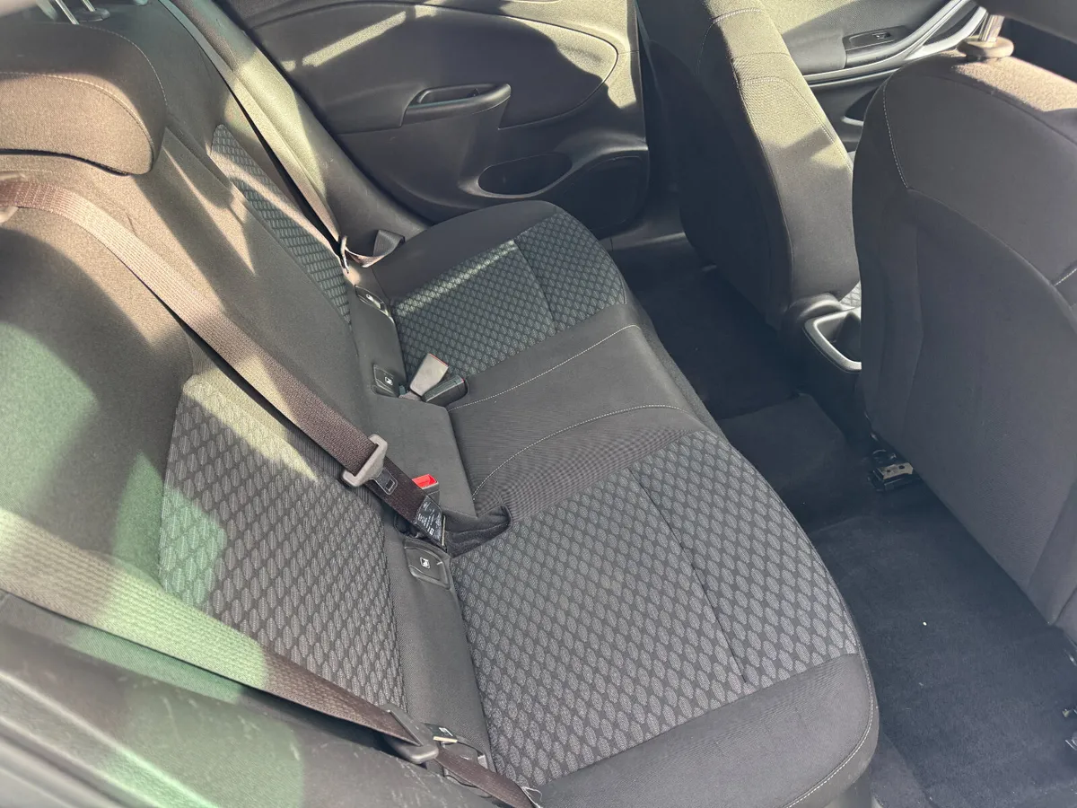 2018 Vauxhall Astra 1.7 Diesel - Image 4