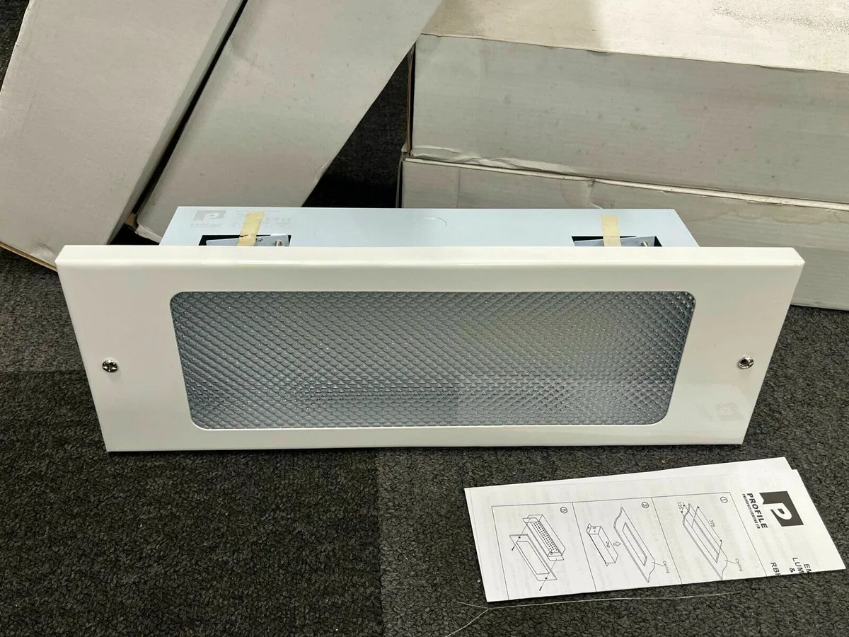 4 LED Recessed cavity Emergency Lights - Image 2