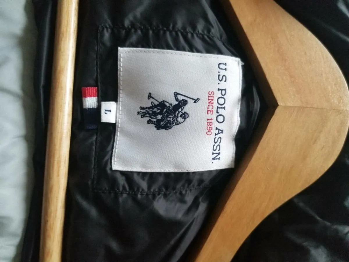 Mens U.S Assn puffer jacket..As New.. - Image 2