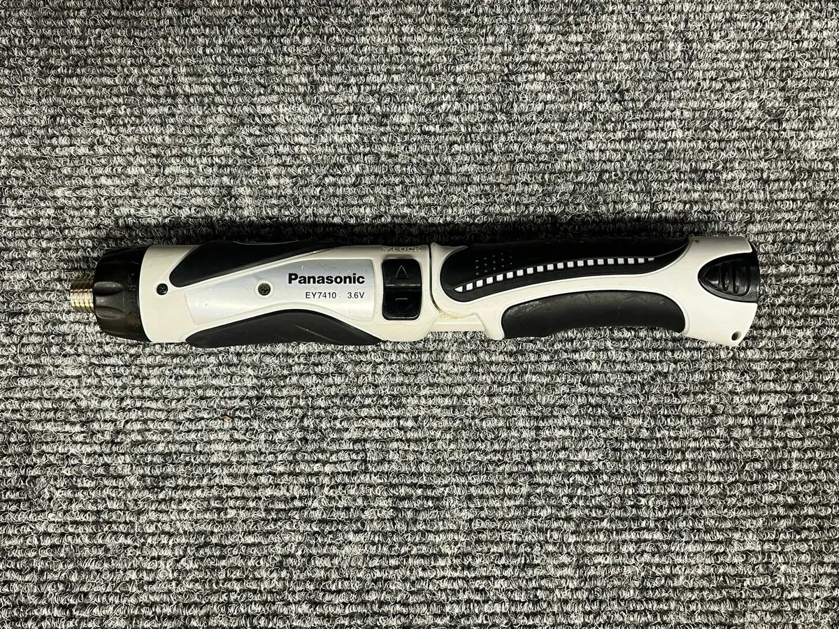 Panasonic Cordless Screwdriver - Image 3