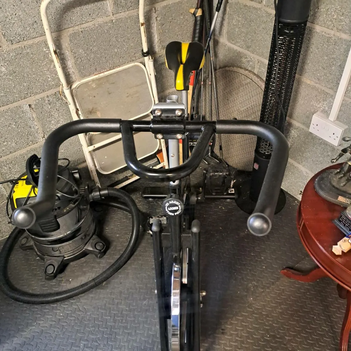 Exercise bike - Image 3