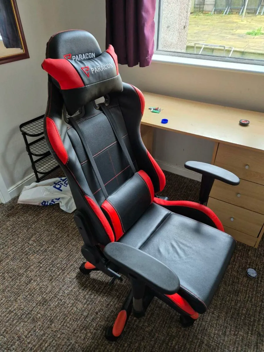 Gaming/Desk Chair - Image 1