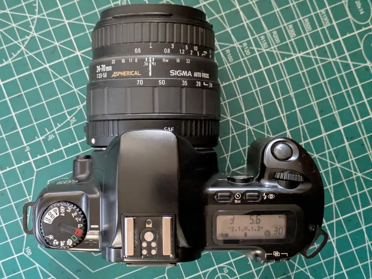 Canon EOS 500 + Sigma 24-70mm/3.5-5.6 aspherical - Image 2