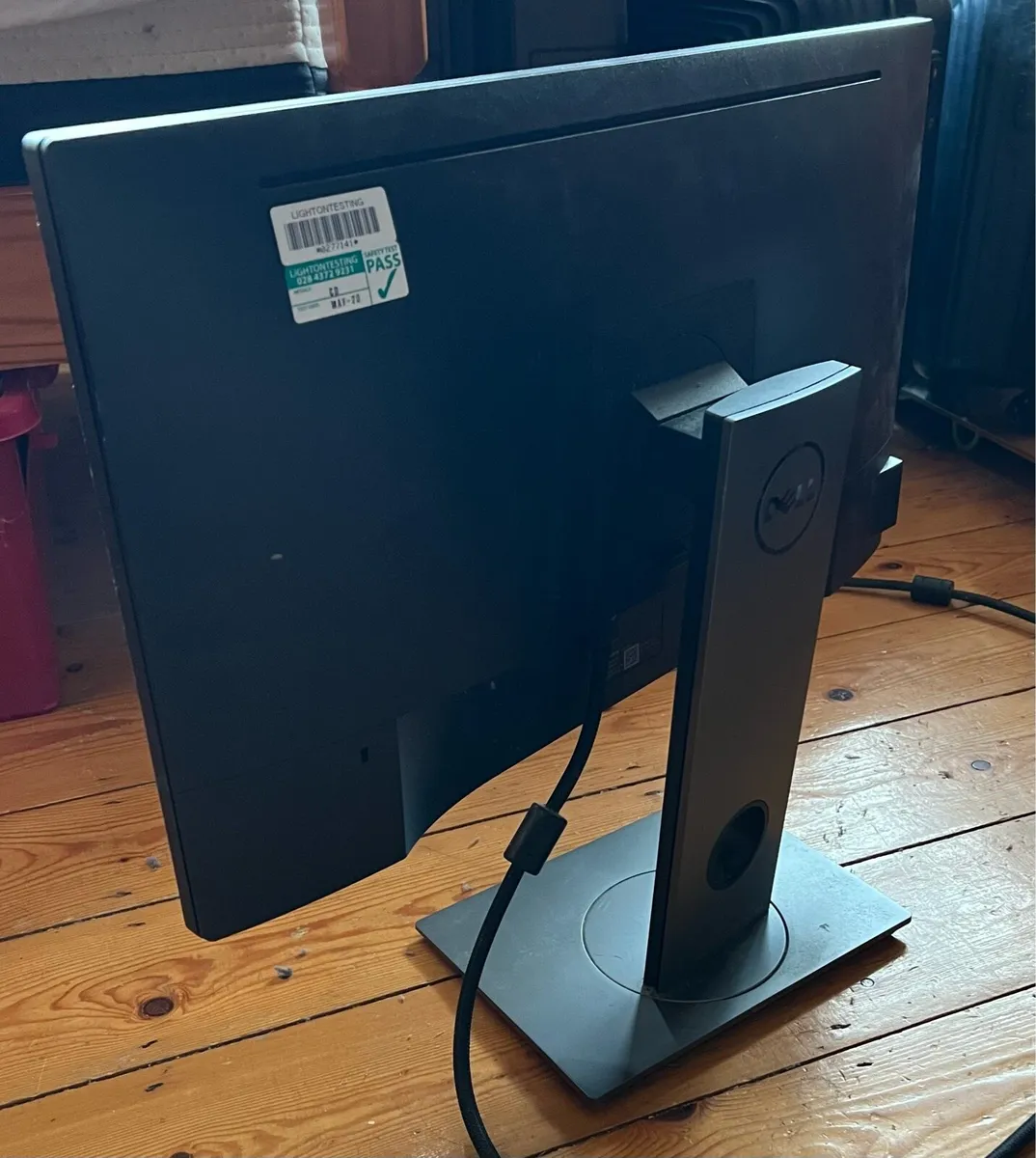Dell Monitor – 1080p – HDMI/DP/USB – €45 - Image 2