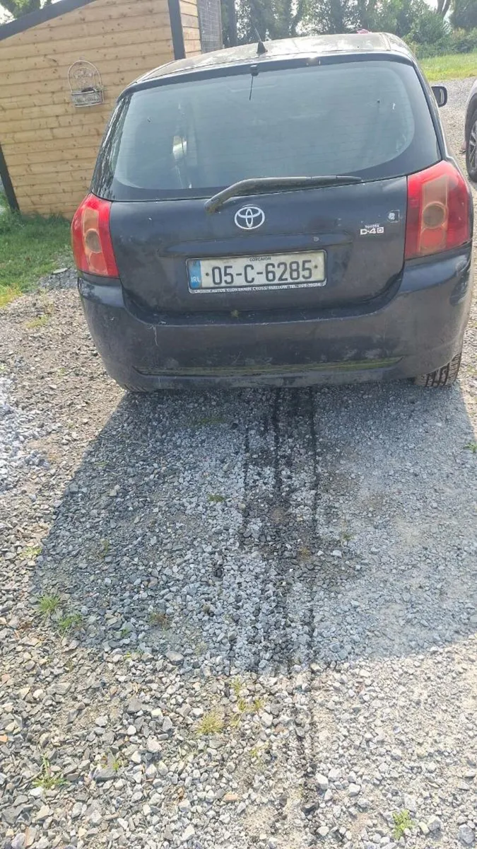 Toyota corolla - Image 2