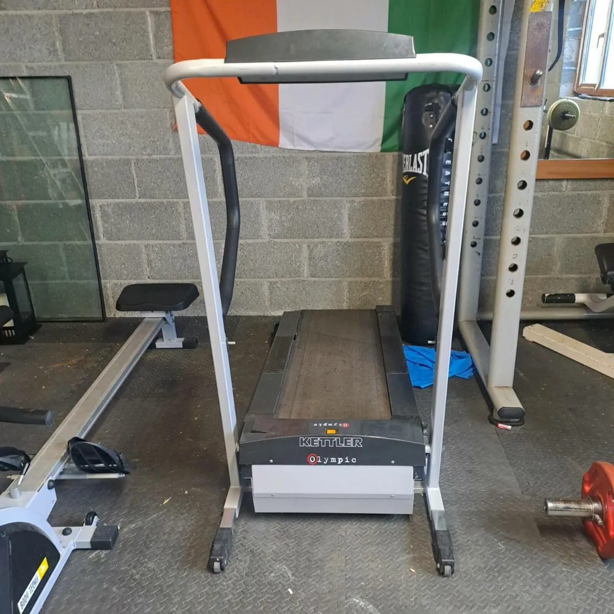 Treadmill - Image 1