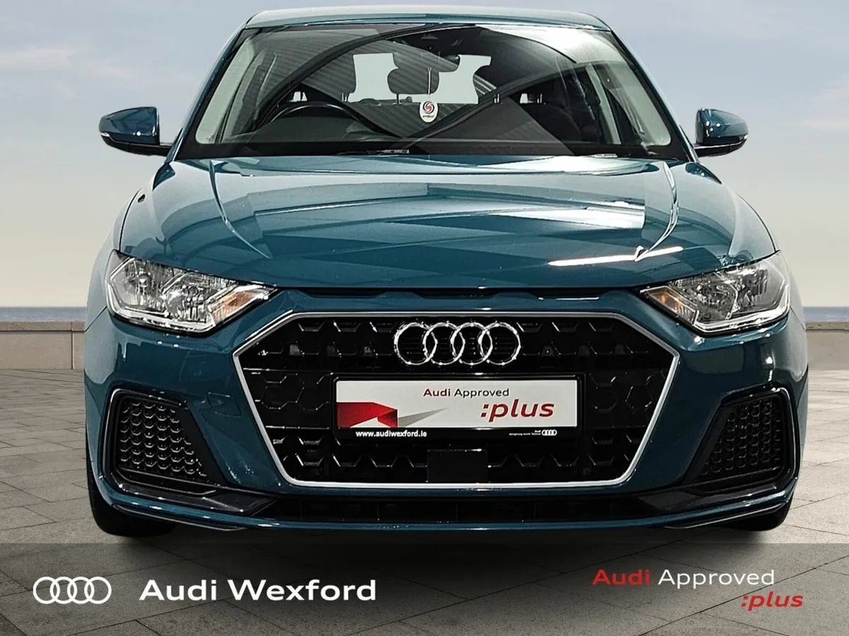Audi A1 1.0 30 TFSI SE *Exclusive Colour & Low Mil - Image 3