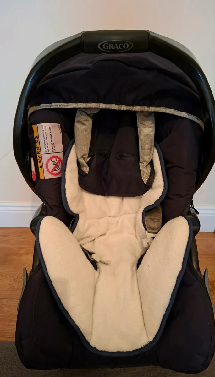 Graco Infant carseat - Image 2