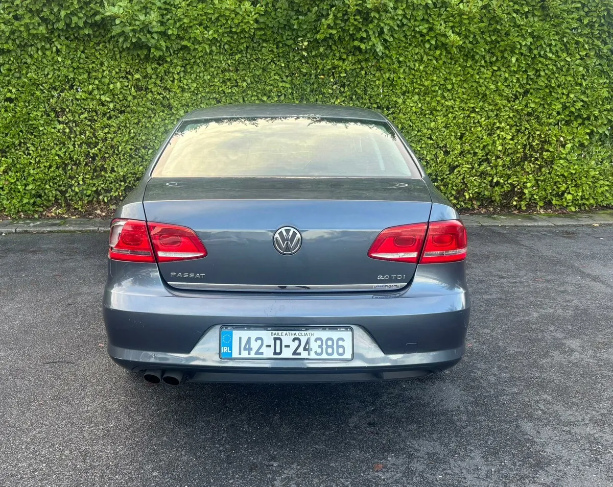2014 VOLKSWAGEN PASSAT AUTOMATIC - Image 4