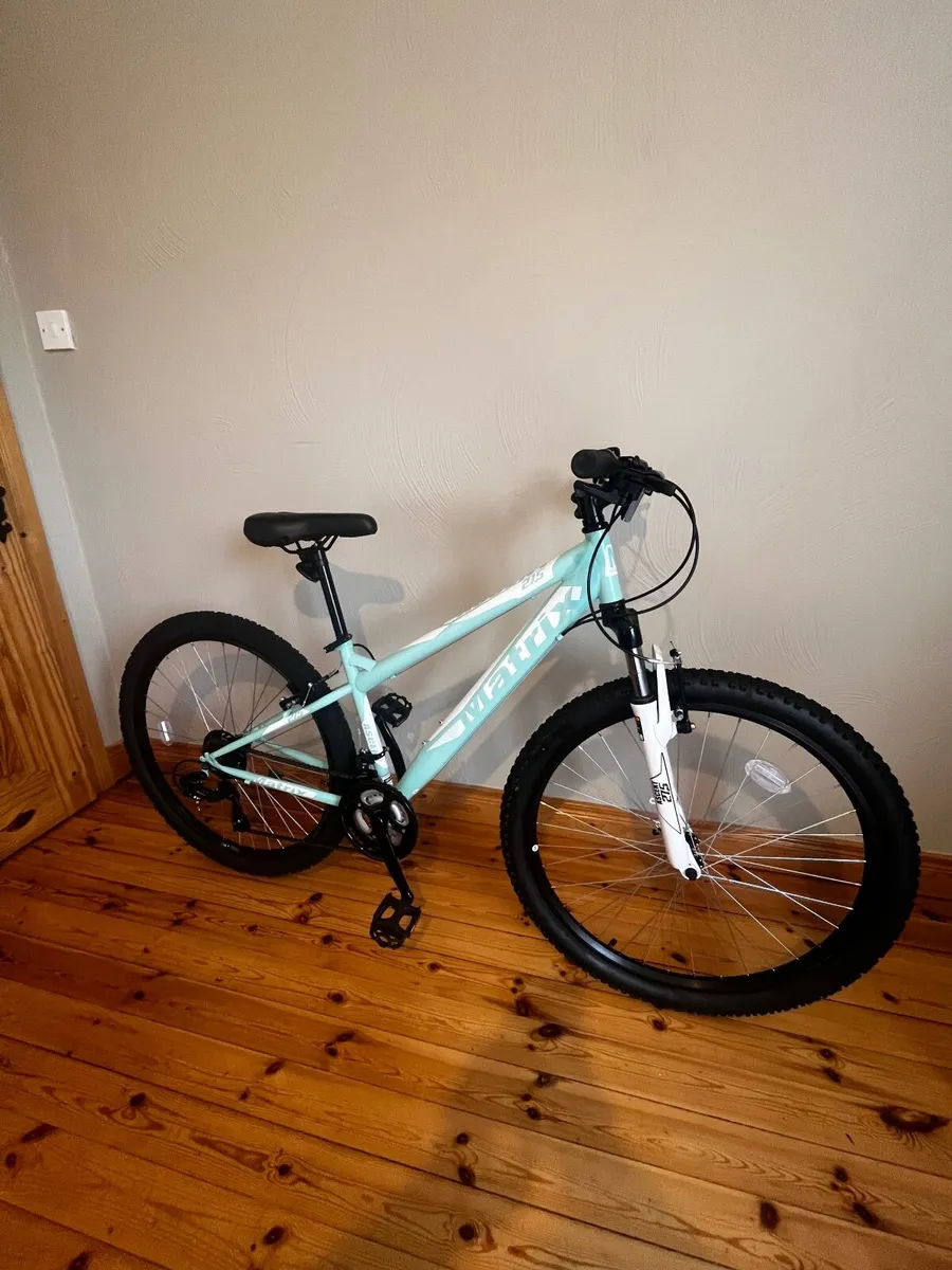 Virtu Ascent 27.5” Mountain Bike – Like New - Image 1