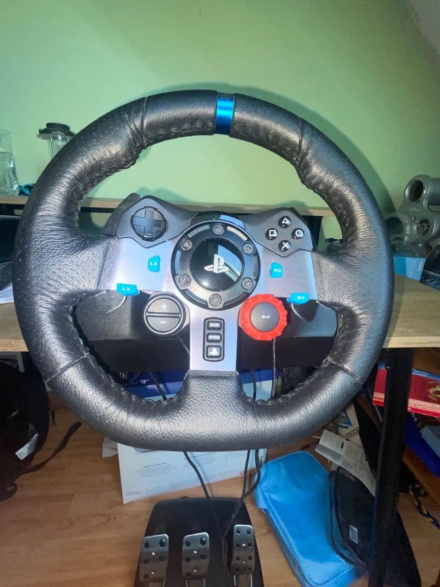 Logitech g29 wheel - Image 1