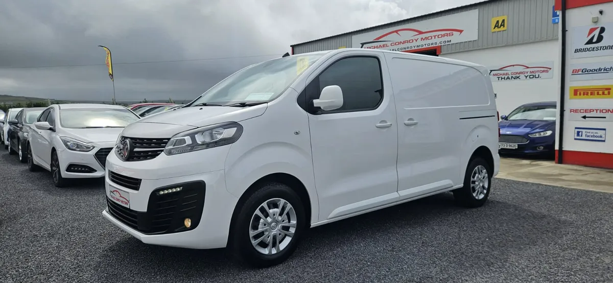 Vauxhall Vivaro SPORTIVE 2020 - Image 3