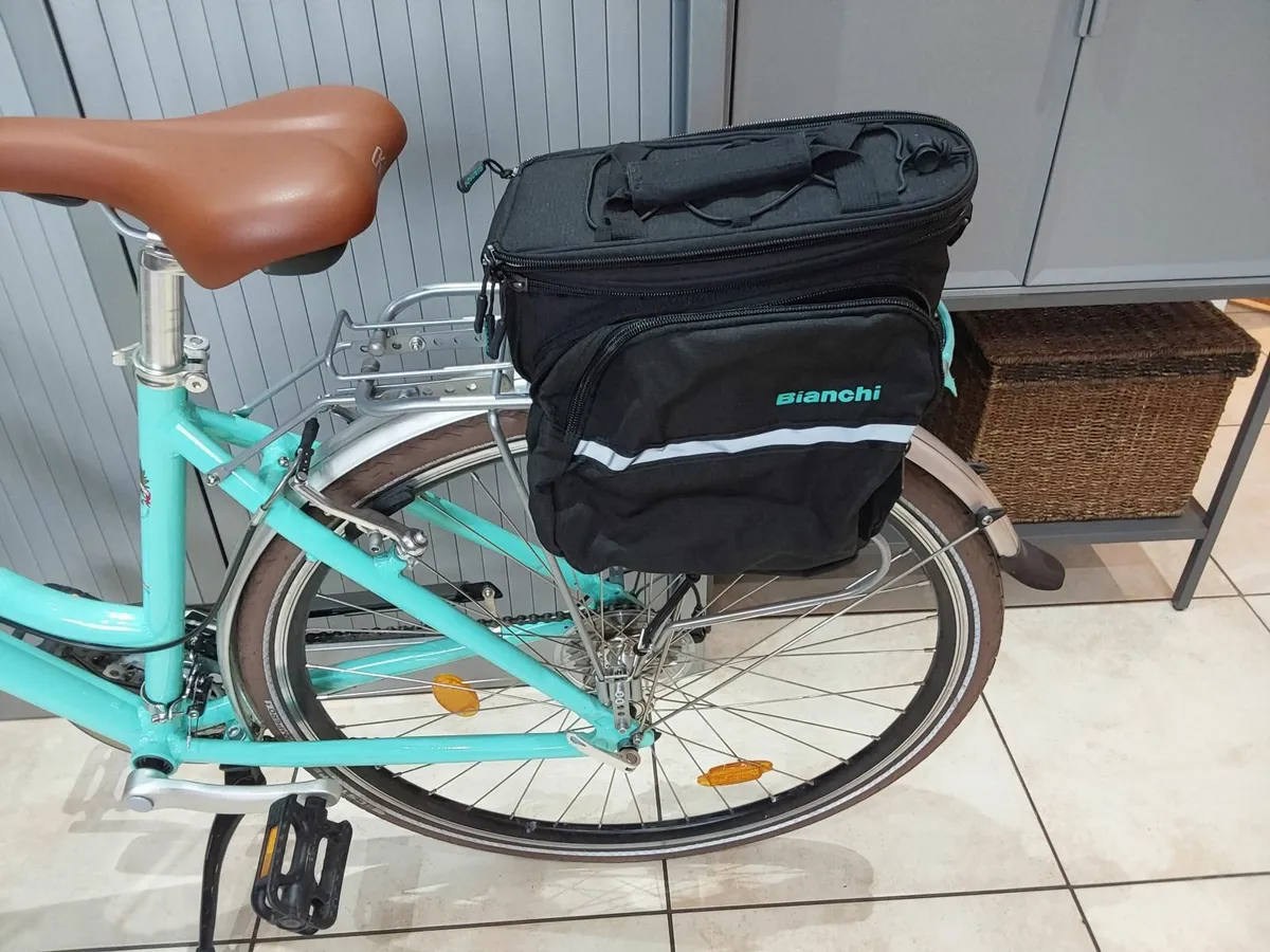 Rubino Ladies Bianchi Bike - Image 3