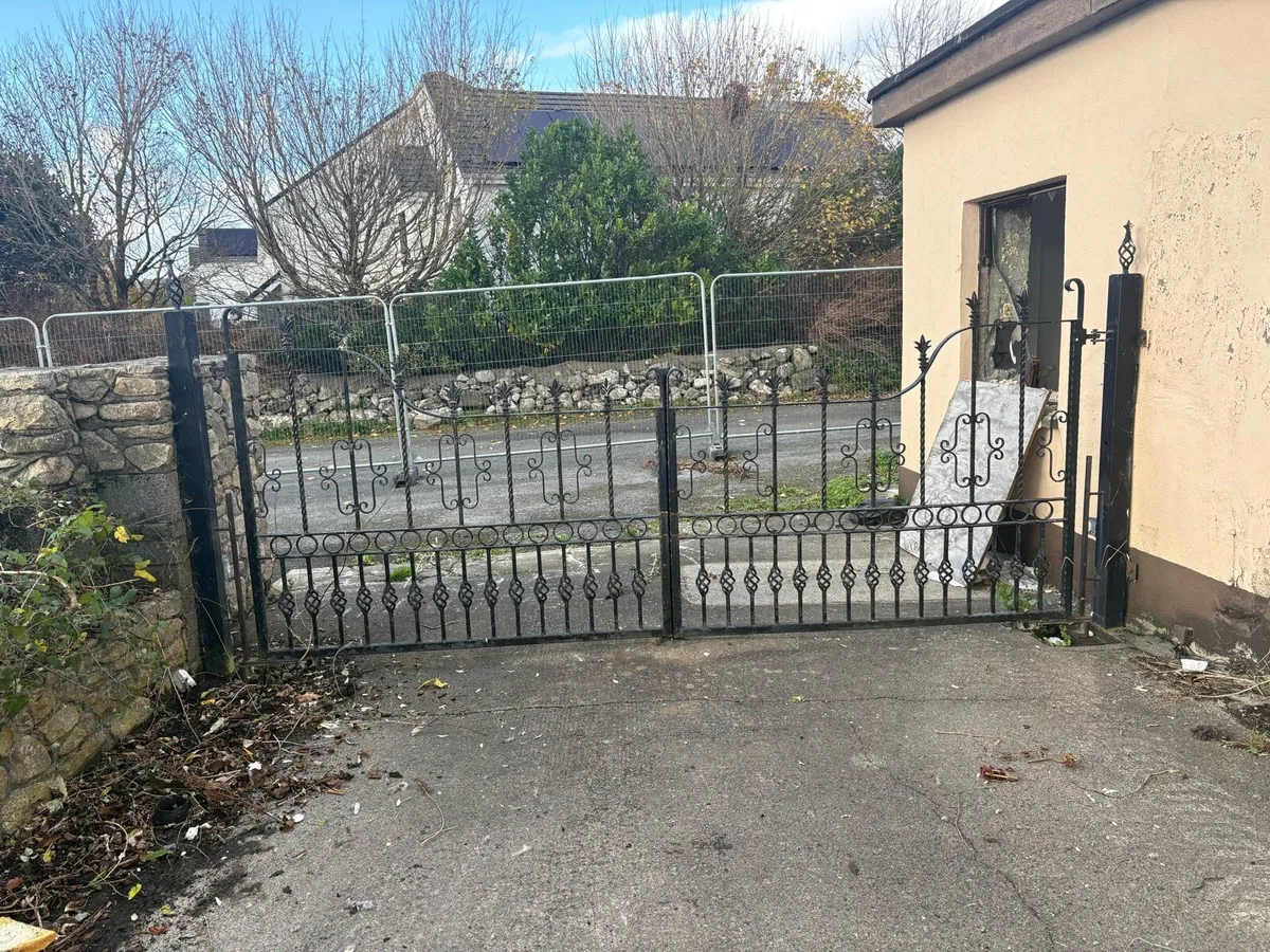14ft gates