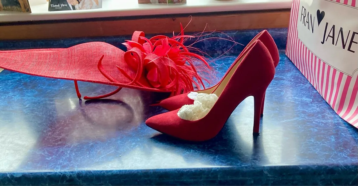 Hat and Shoes - Image 2