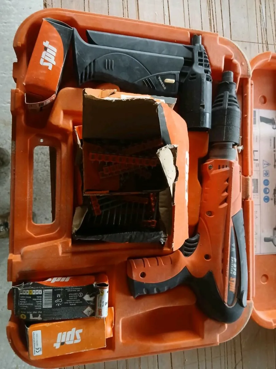 Garage clear out - Image 1