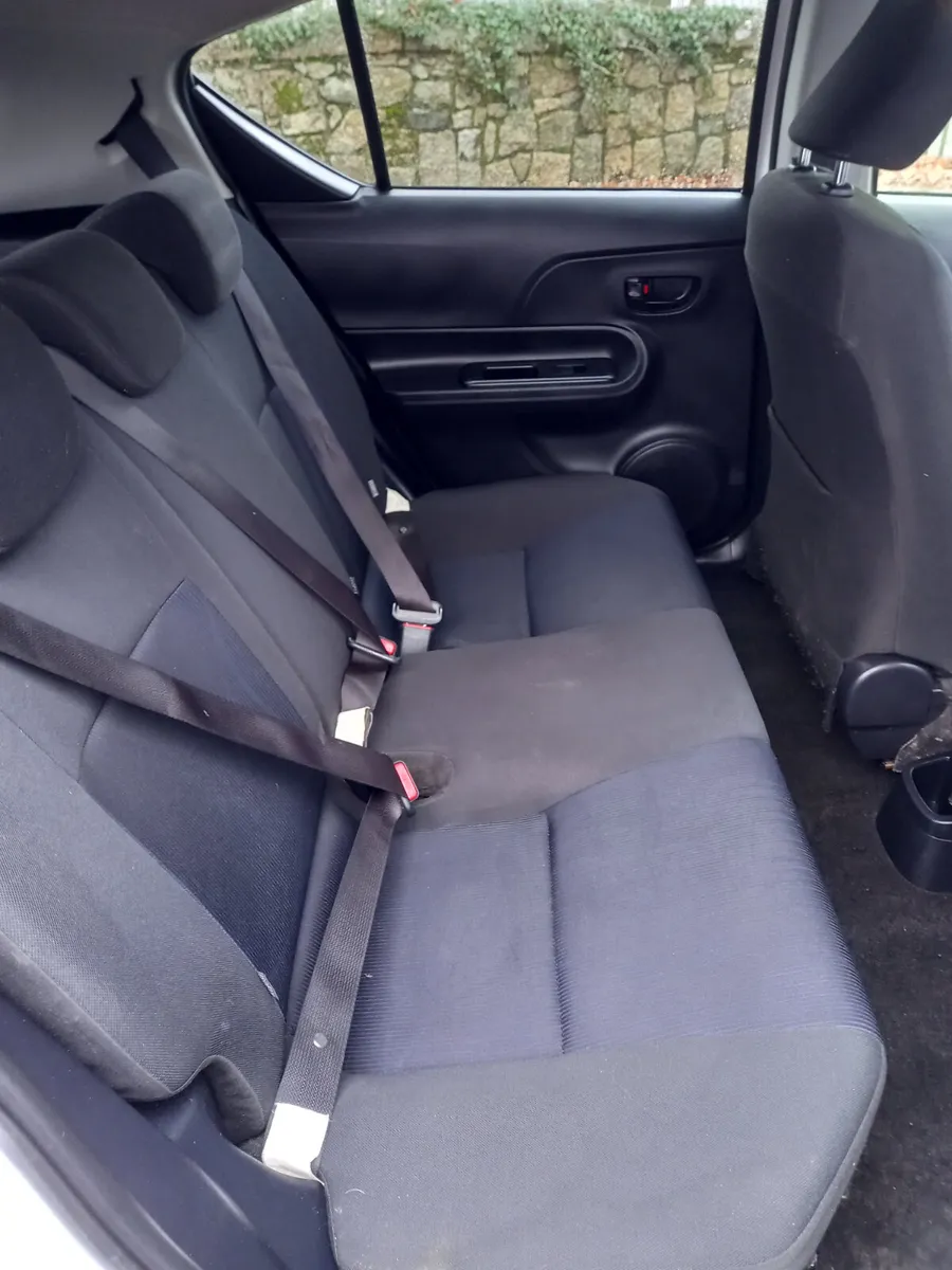 2016 Toyota Aqua Automatic 1.8 Petrol Hybrid - Image 3