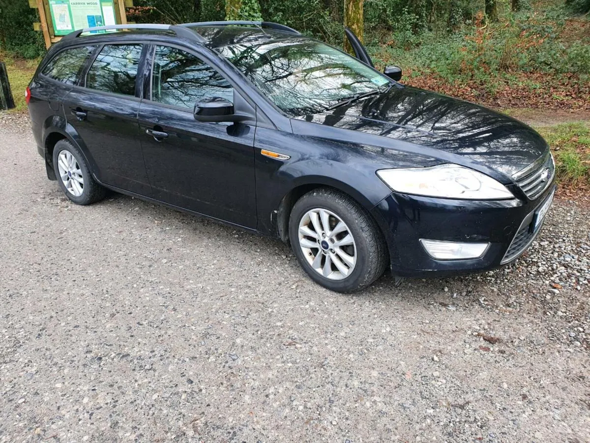 Ford mondeo 2010 - Image 1