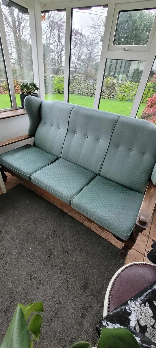 (Vanity x4)(Sofa Set x1)(bedside locker x4)(Desk) - Image 2