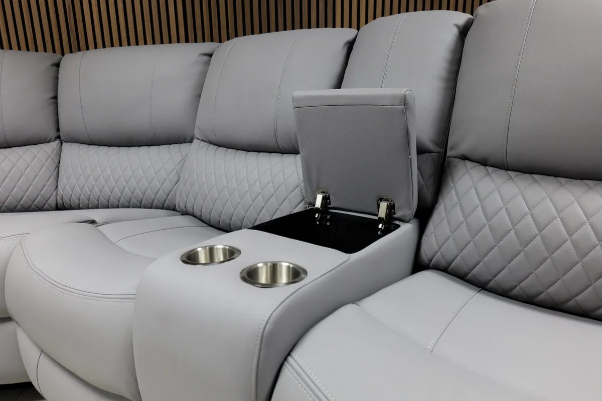 Rita Corner Leather Recliner Sofa With Console - Image 3