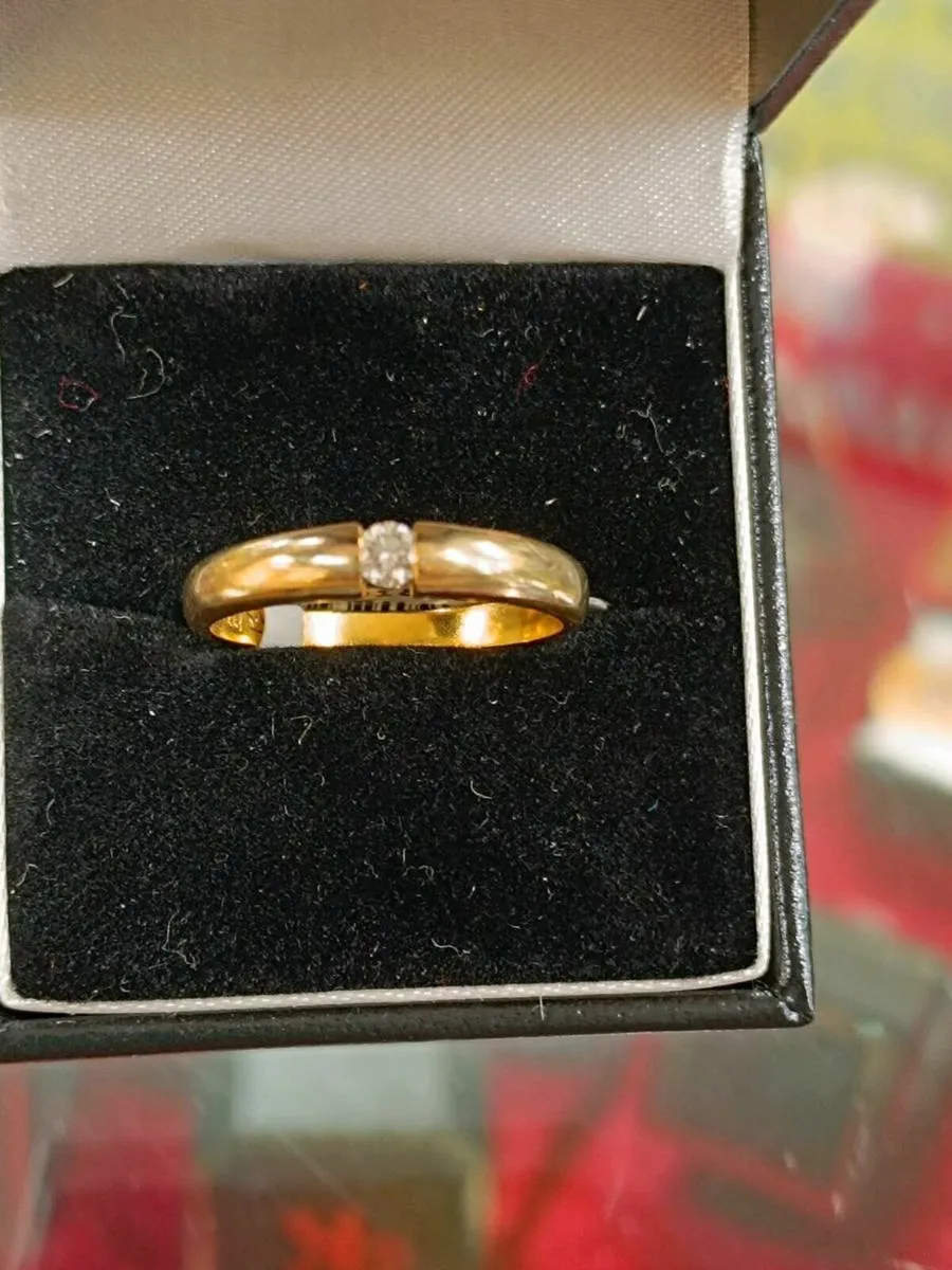 Eclipse Diamond Ring , 8k yellow gold - Image 1