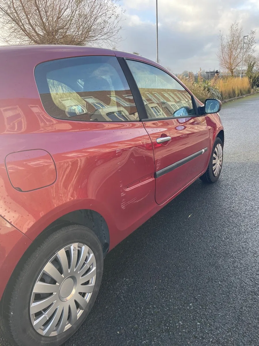 Renault Clio - Image 3